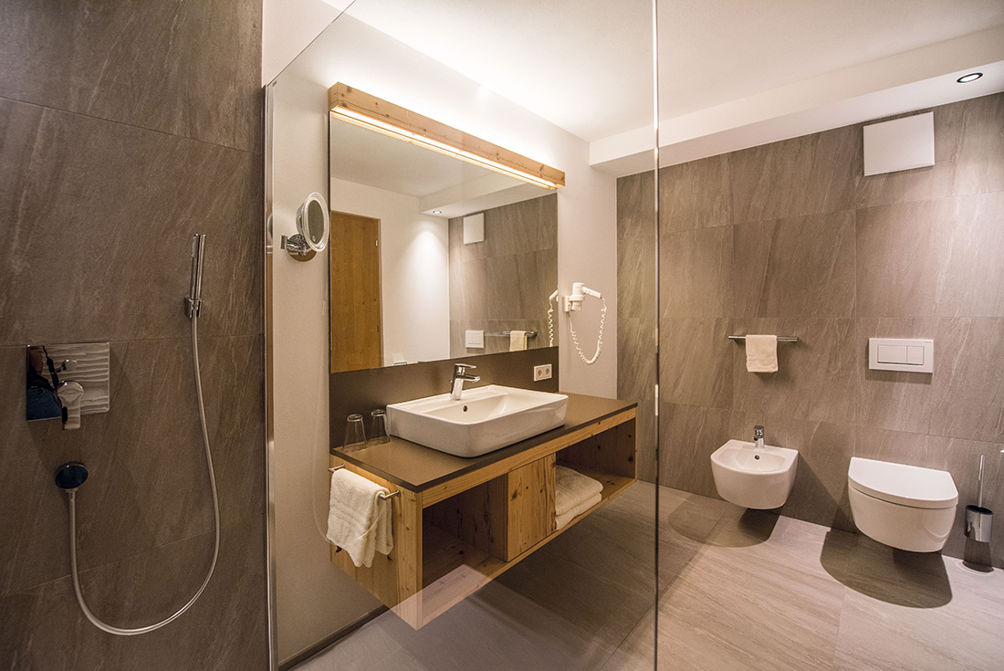 Bath Room Hotel Fronza